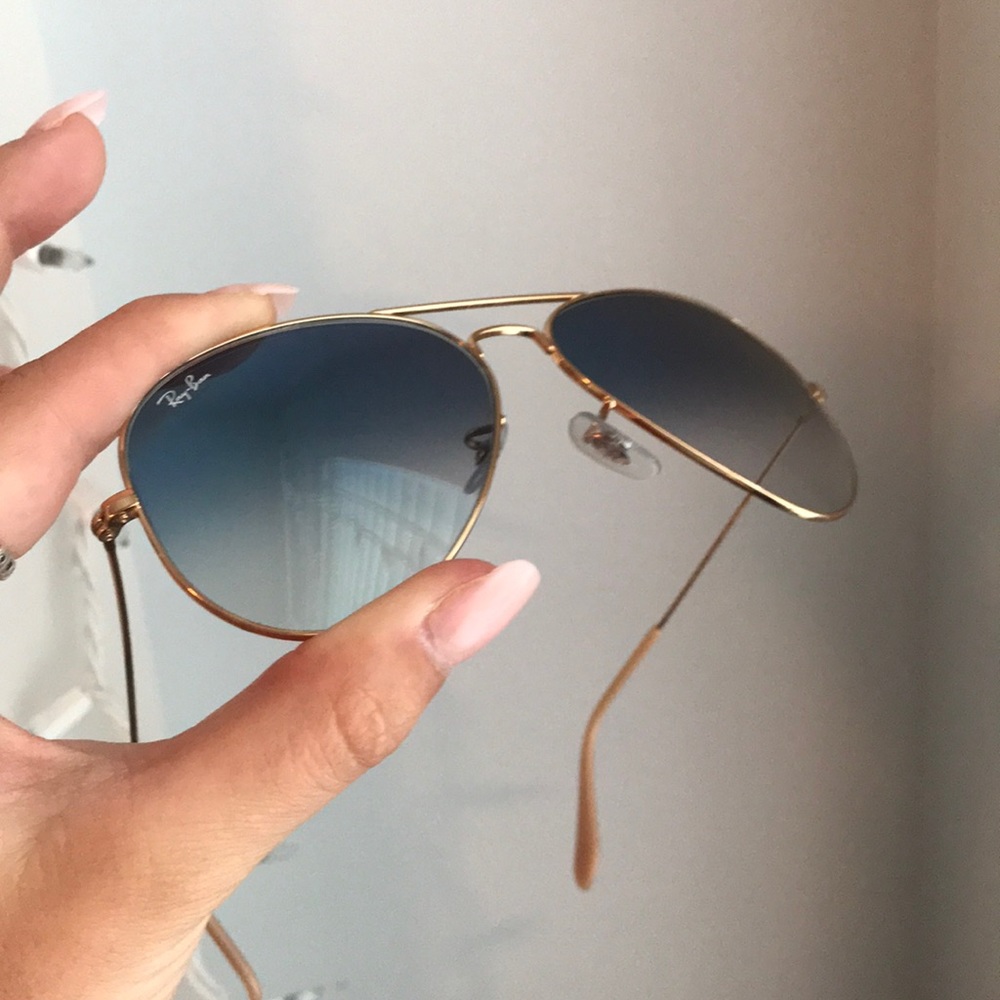 Women’s Ray Ban- Aviator style! - Picture 2 of 8